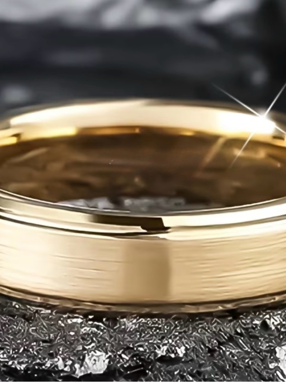 NWT-Titanium gold-toned comfort-fit 6mm band.
